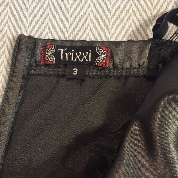 TRIXXI JUNIORS SZ 3  Dress, party dress Pit to Pit 14" FLOWY ON BOTTOM - Picture 10 of 11